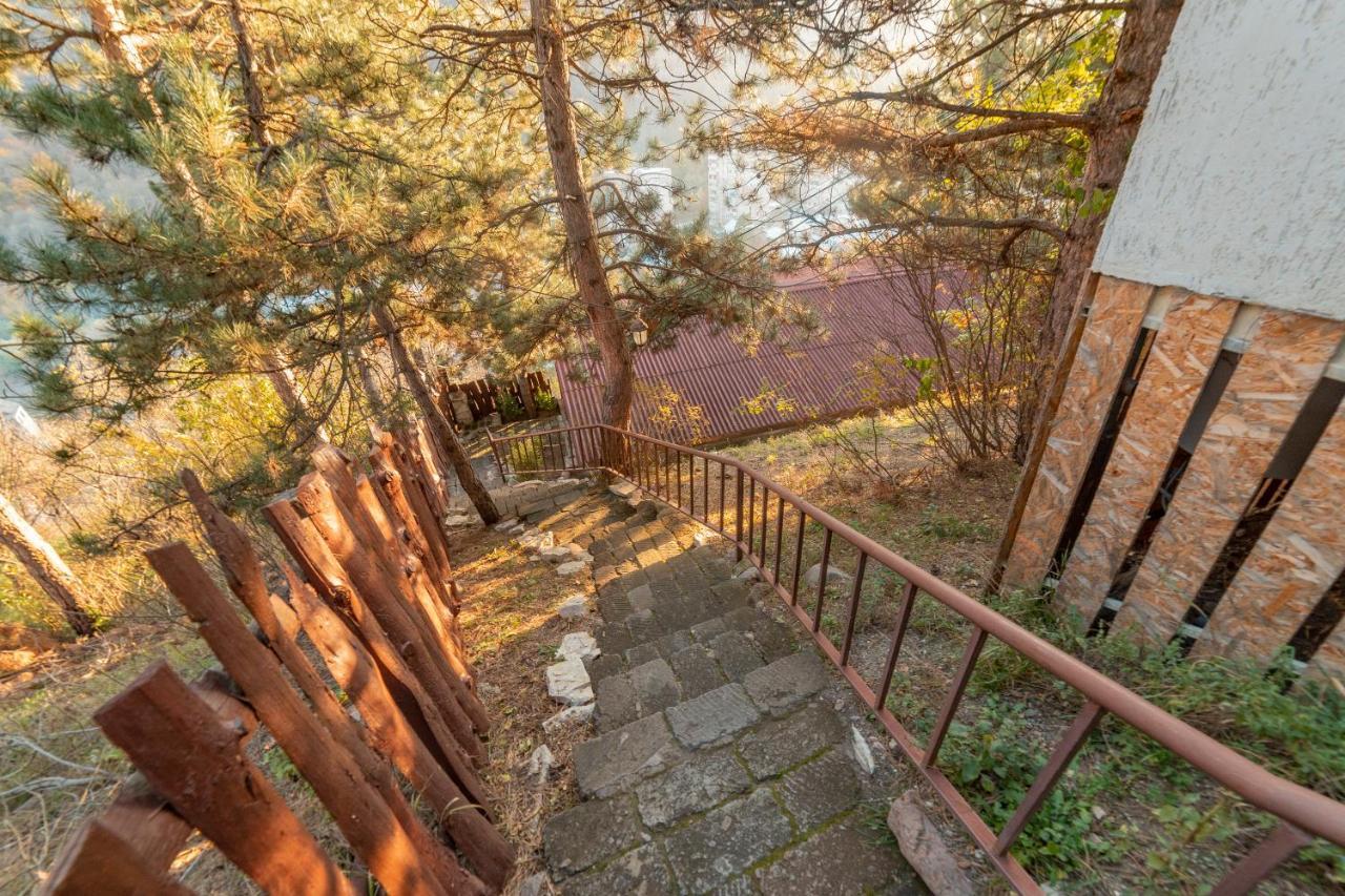Popock Dilijan 1 Hotell Exteriör bild