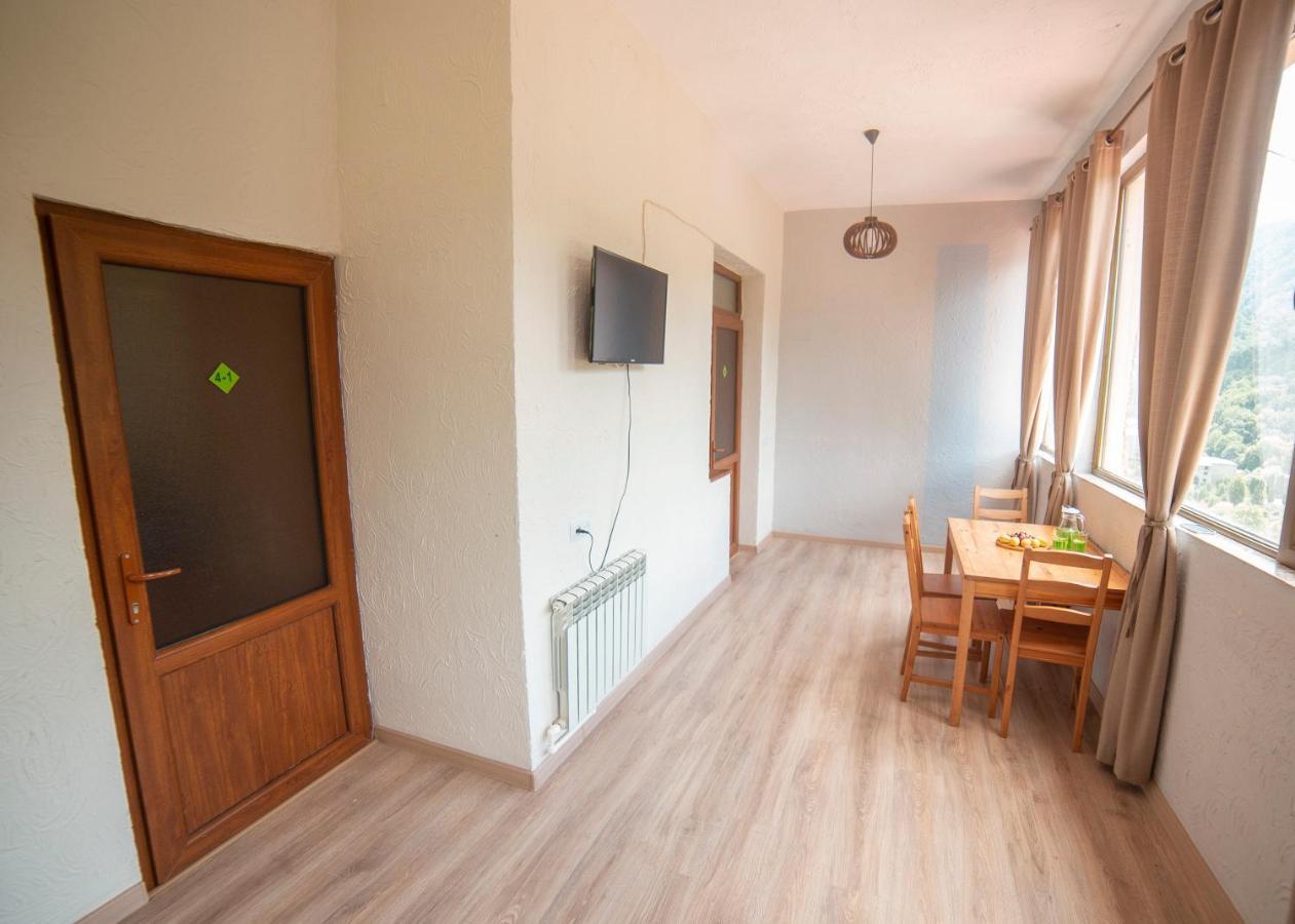 Popock Dilijan 1 Hotell Exteriör bild